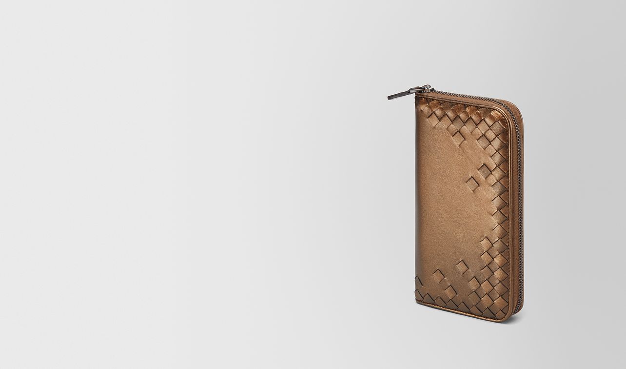 oro scuro nappa zip-around wallet landing