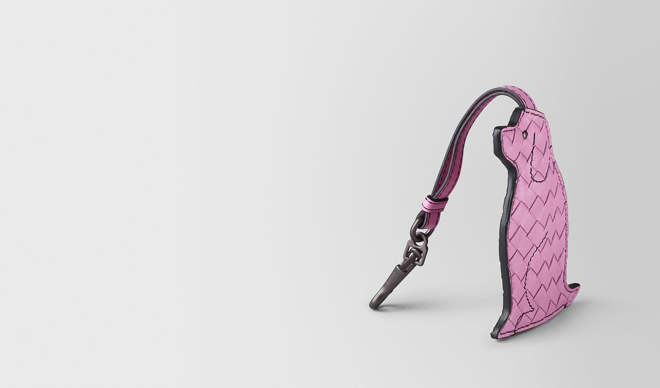 twilight nappa dog keyring landing