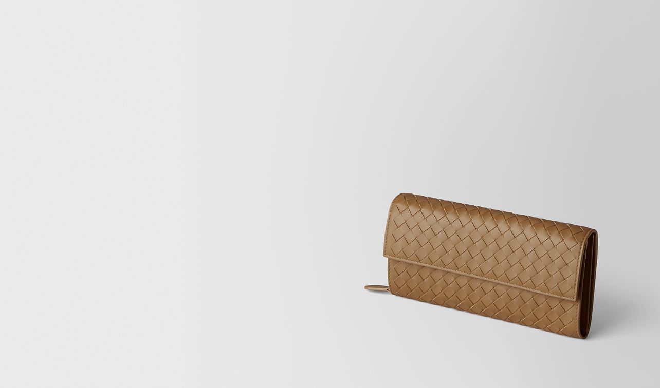 camel intrecciato nappa continental wallet landing