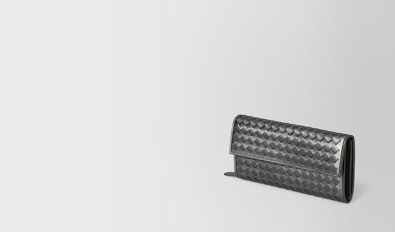 continental wallet in intrecciato grosgrain landing