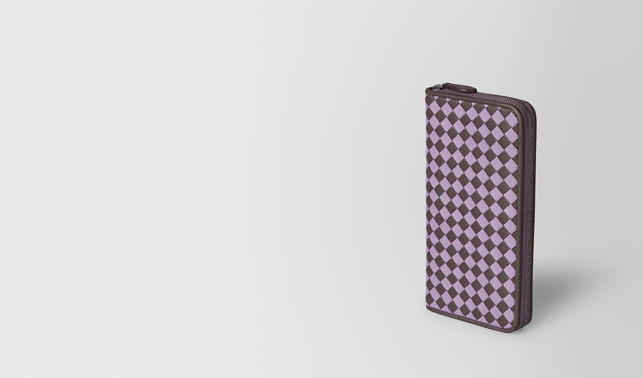 zip-around wallet in intrecciato chequer landing