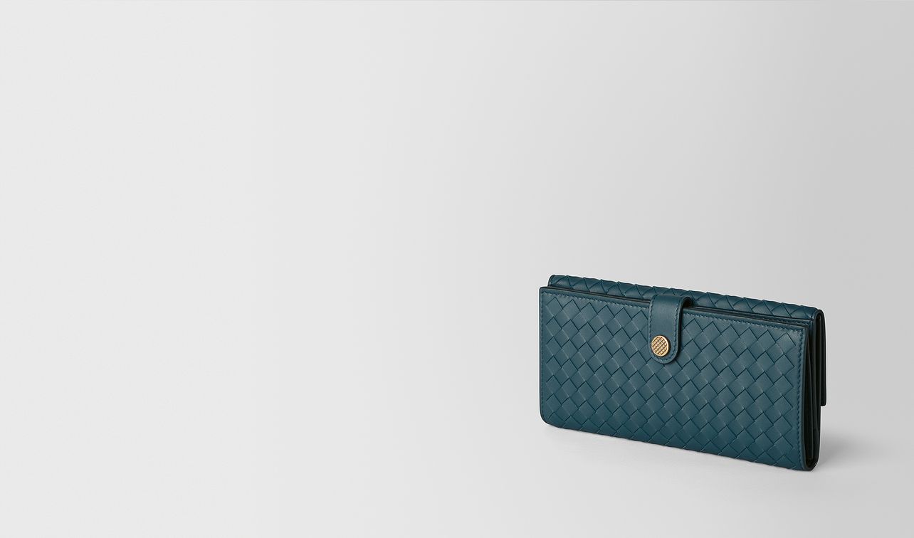 french wallet in intrecciato nappa landing