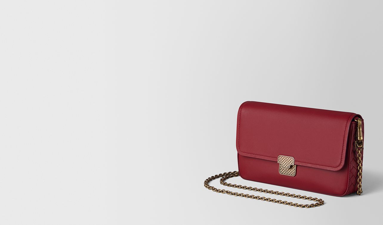 chain wallet in nappa landing