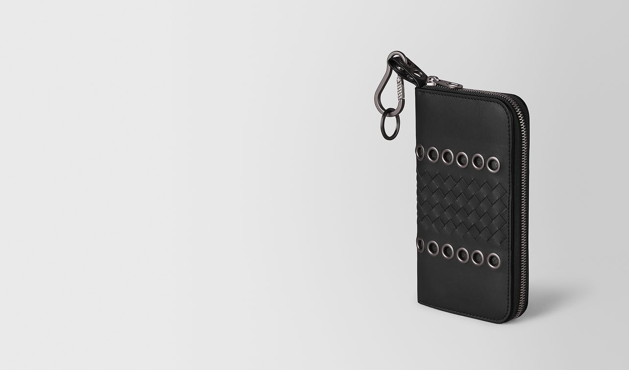 zip around in vn eyelets landing