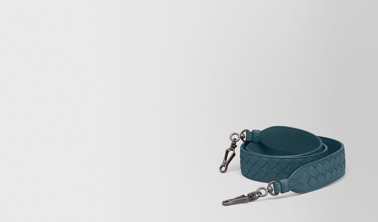 strap in intrecciato nappa landing