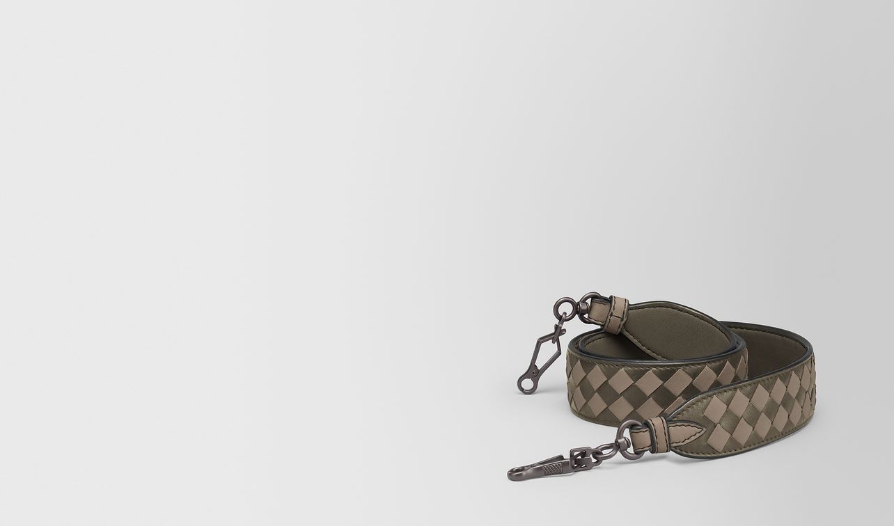 strap in intrecciato chequer landing