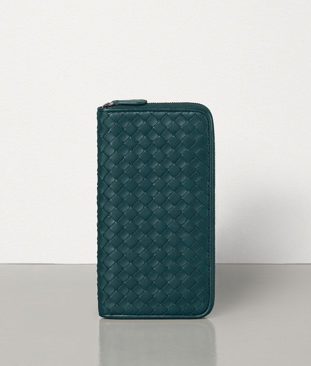 BOTTEGA VENETA MEDIUM ZIP AROUND WALLET IN INTRECCIATO NAPPA Large Wallet Woman fp