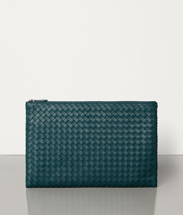 BOTTEGA VENETA LARGE BILETTO IN INTRECCIATO NAPPA Pouch E fp