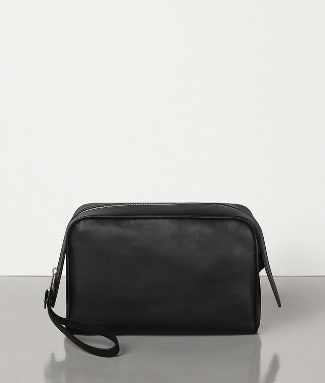 BOTTEGA VENETA MEDIUM TOILETRY CASE IN BUTTERY SOFT CALF LEATHER Pouch Man fp