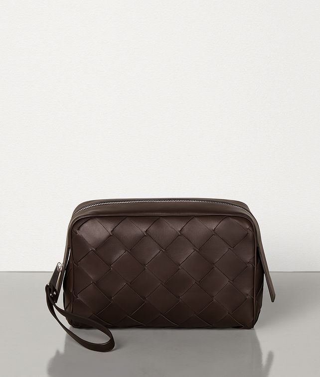 BOTTEGA VENETA MEDIUM TOILETRY CASE IN INTRECCIATO NAPPA Pouch Man fp