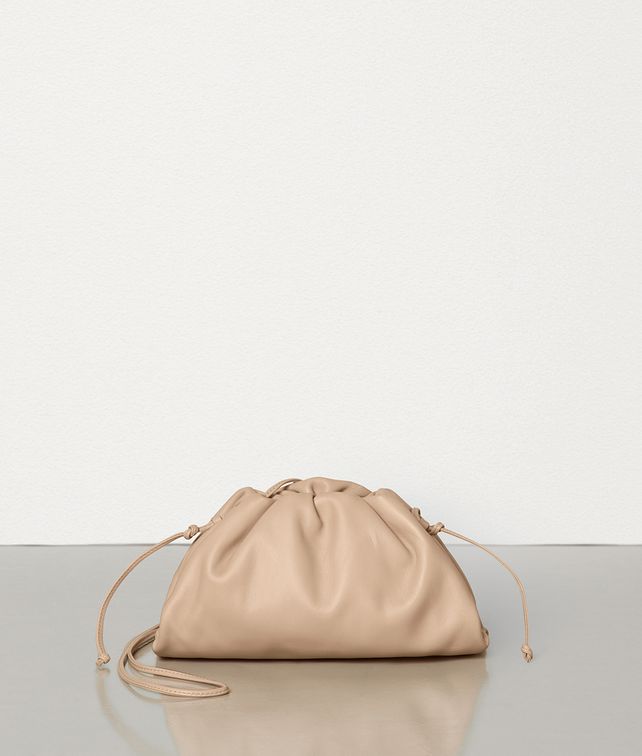 the mini pouch bottega