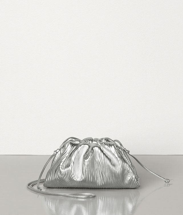 BOTTEGA VENETA Knot-embellished metallic intrecciato plissé leather  shoulder bag | NET-A-PORTER