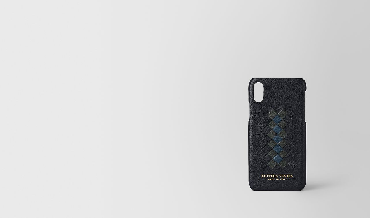 étui pour appareil high-tech en agneau club intrecciato dark navy landing