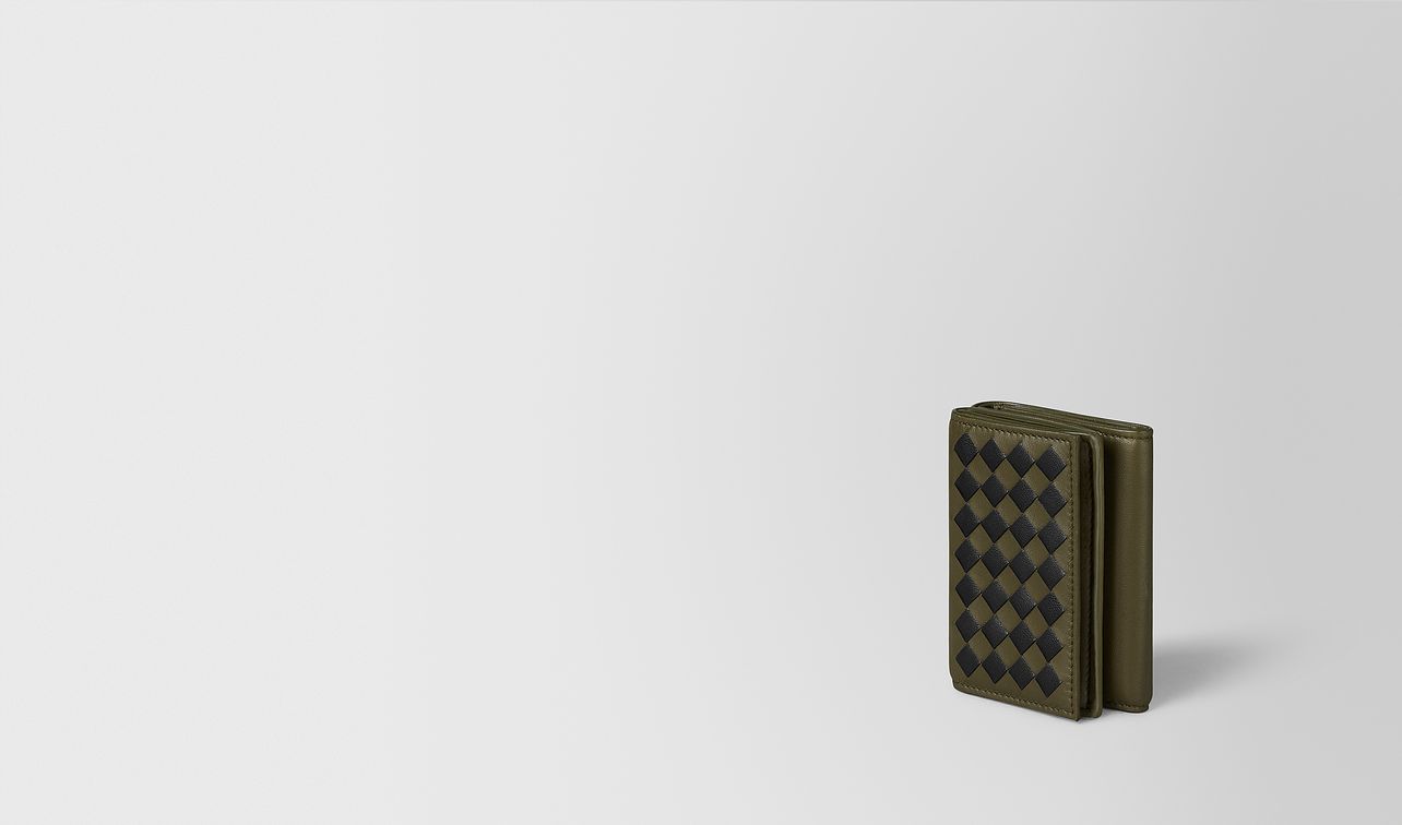 trifold in nappa checker
landing