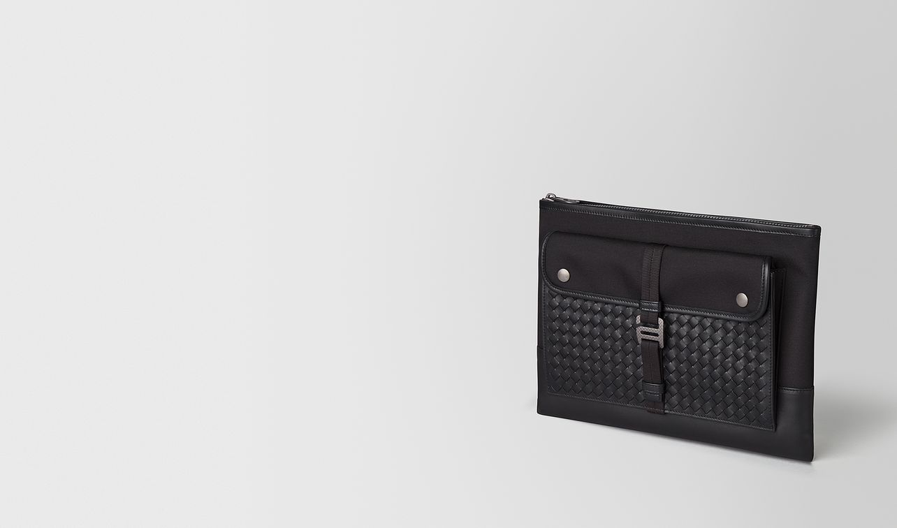 multi-functional case in micro-intrecciato embossed landing