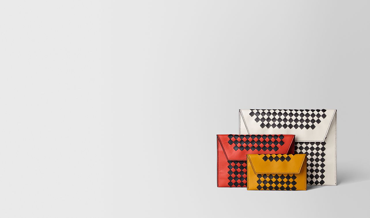 multipouch in intrecciato chequer landing