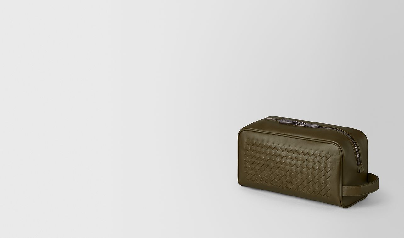 toiletry case in intrecciato vn landing