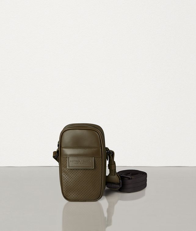 BOTTEGA VENETA MULTI-FUNCTIONAL CASE IN LEGGERO Pouch Man fp