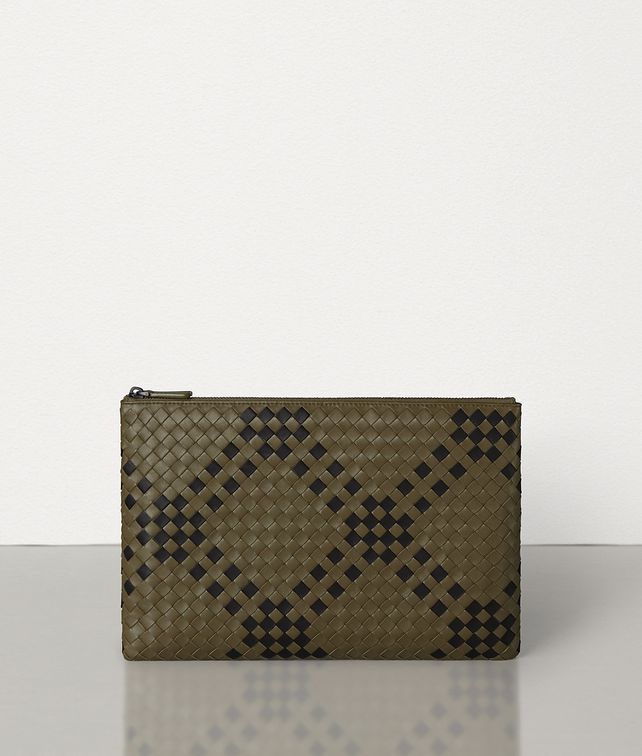 BOTTEGA VENETA POUCH IN INTRECCIATO NAPPA Pouch Man fp