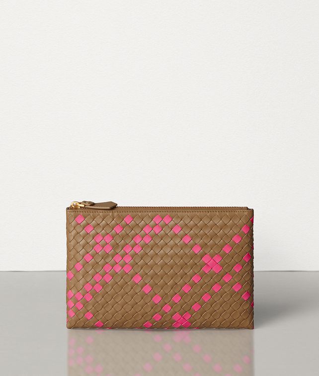 BOTTEGA VENETA MEDIUM BILETTO IN INTRECCIATO NAPPA Pouch E fp