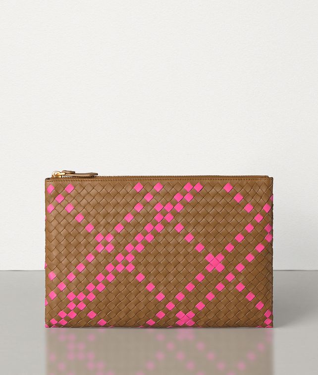 BOTTEGA VENETA LARGE POUCH IN INTRECCIATO NAPPA Pouch E fp
