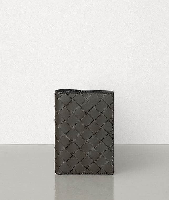 BOTTEGA VENETA PASSPORT HOLDER IN INTRECCIATO VN Other Accessories Man fp