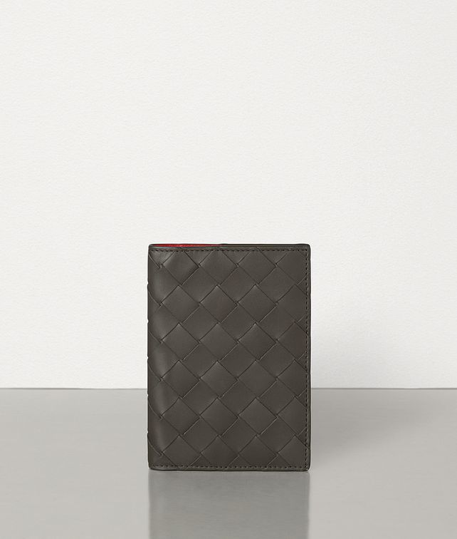 BOTTEGA VENETA PASSPORT HOLDER IN INTRECCIATO VN Other Accessories Man fp