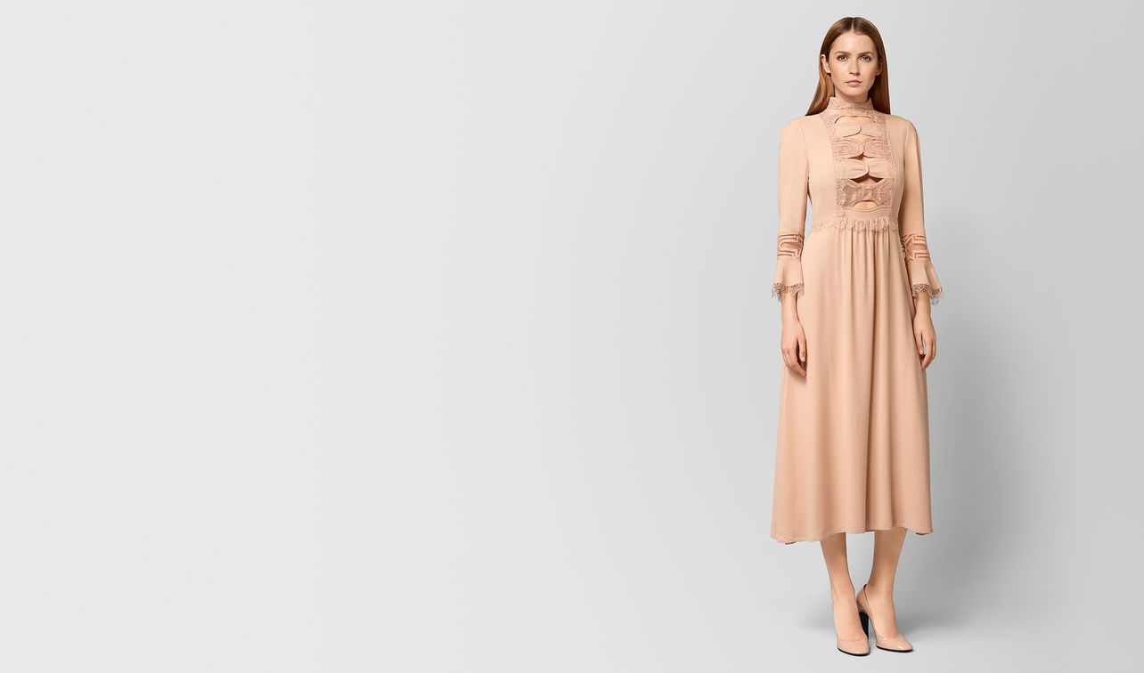peach rose silk dress
landing