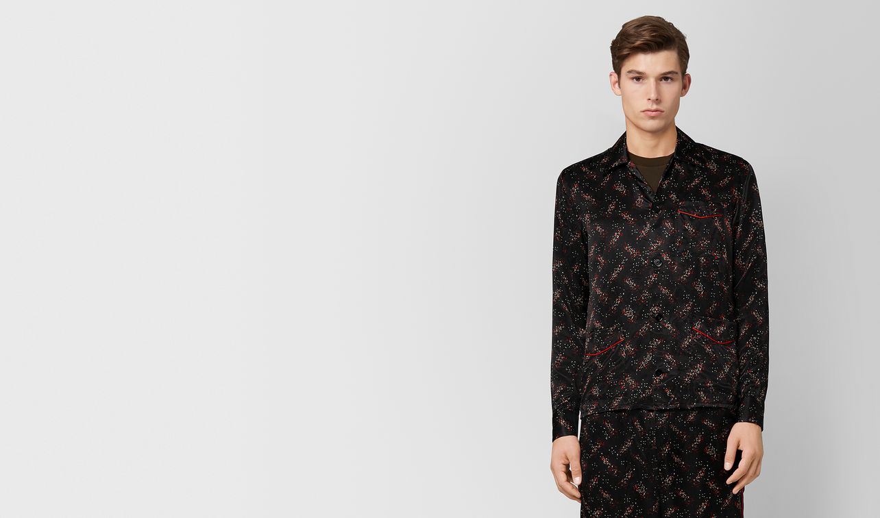 nero/new red silk shirt
landing