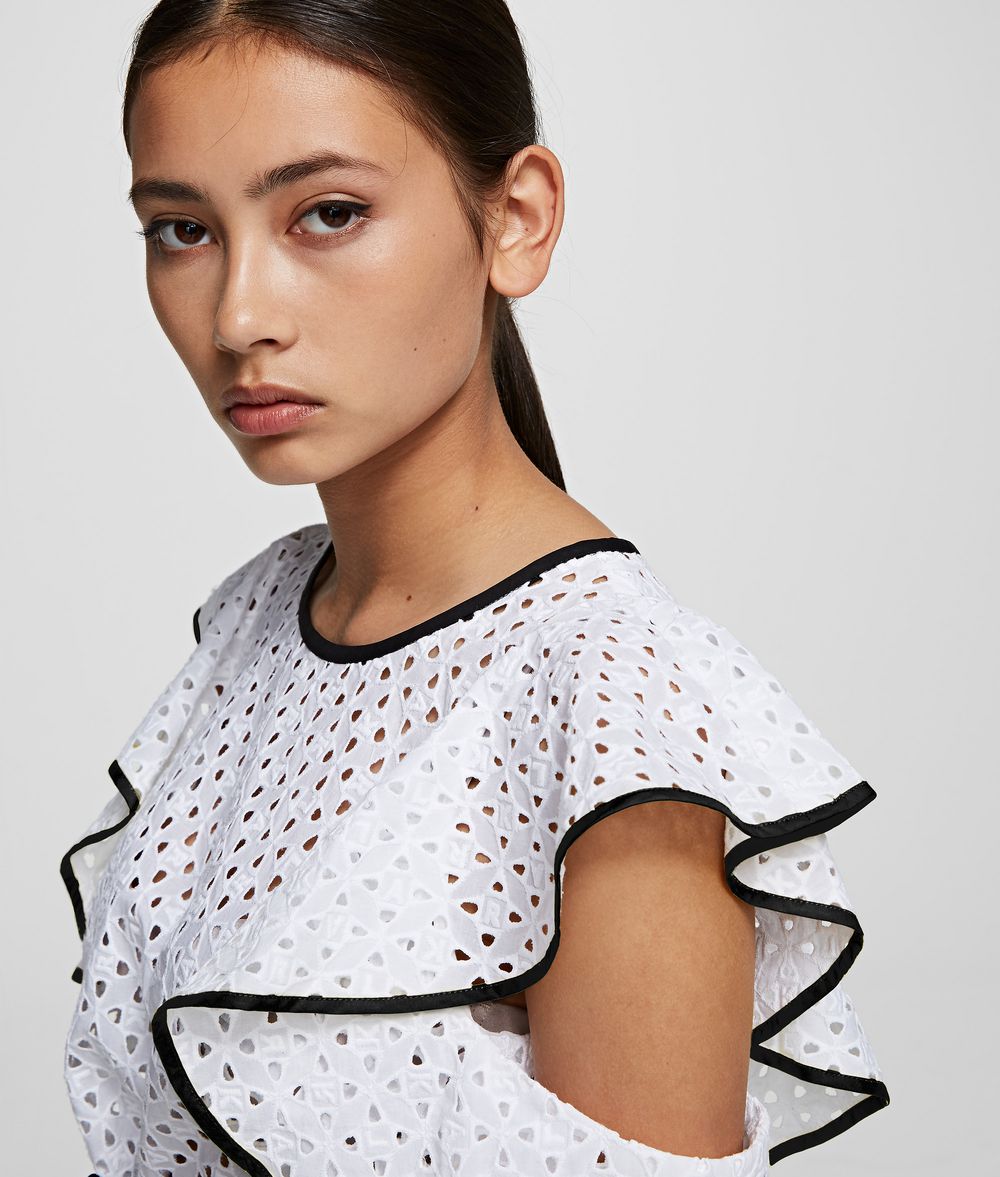 top en broderie anglaise