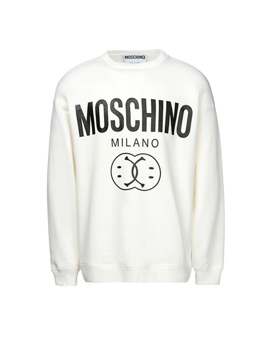 Бренд Moschino как правильно произносить. Толстовка Moschino мужская с мишкой. Moschino 1989. Moschino перевод на русский.