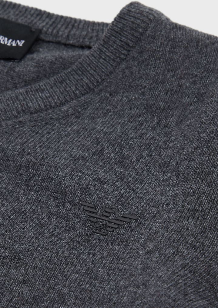 Plain-knit, V-neck sweater Plain-knit, V-neck sweater