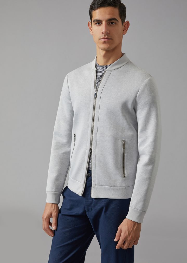 giorgio armani veste