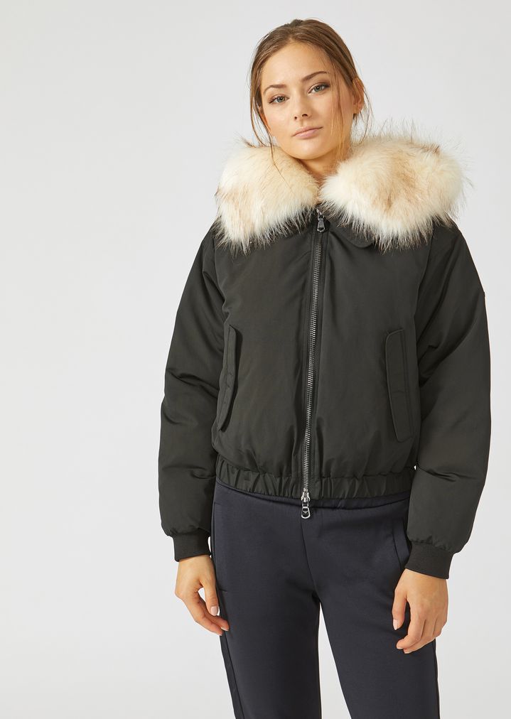 Cazadora de nailon acolchado con pelo de oso sintético Cazadora de nailon acolchado con pelo de oso sintético