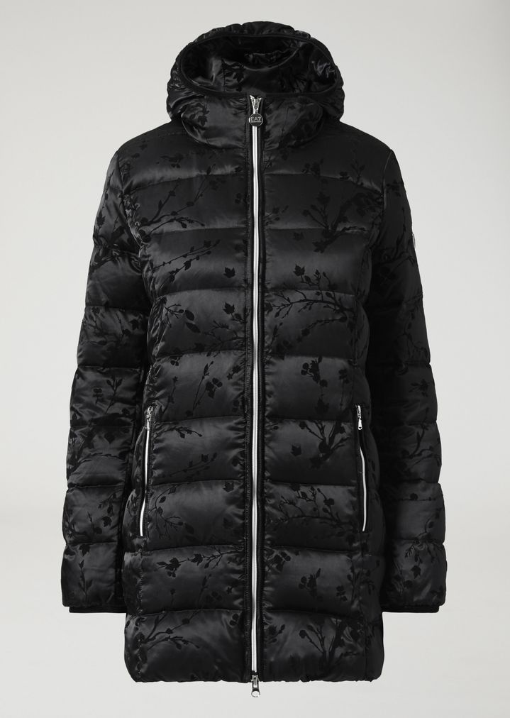 Chaqueta cortavientos con capucha de tela y estampado flocado Chaqueta cortavientos con capucha de tela y estampado flocado