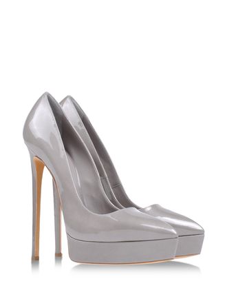 Closed toe - CASADEI