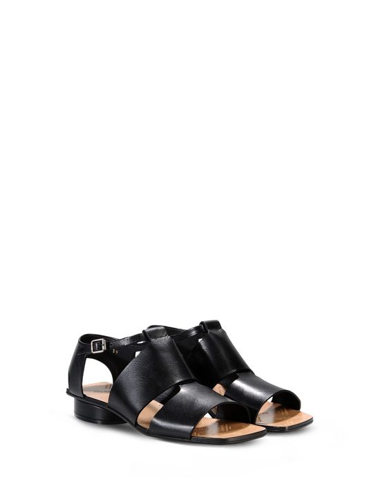 square sandals flat