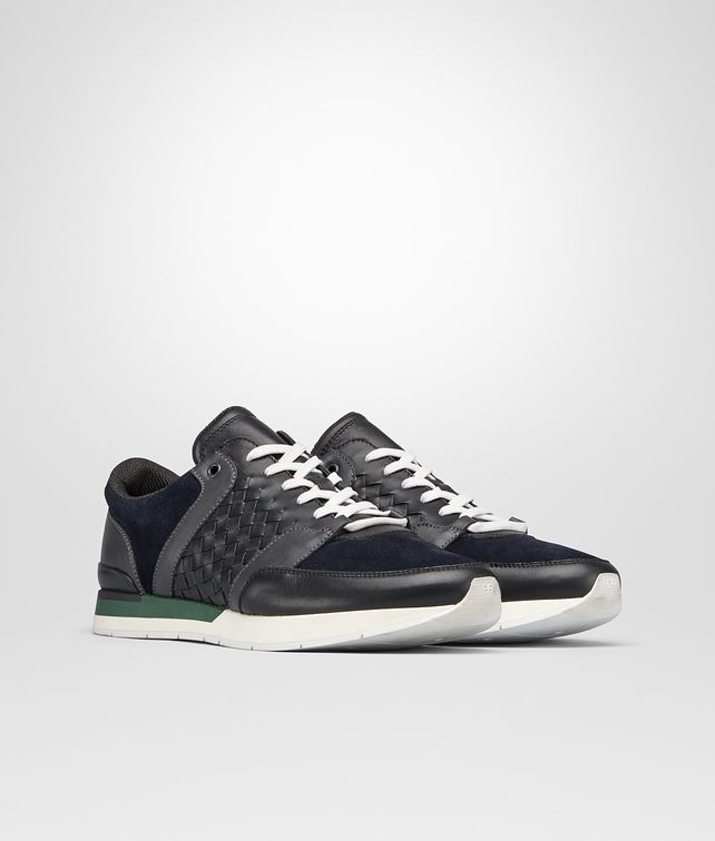 BOTTEGA VENETA SNEAKER IN NERO CALF INTRECCIATO AND DARK NAVY SUEDE Sneaker or Sandal Man fp