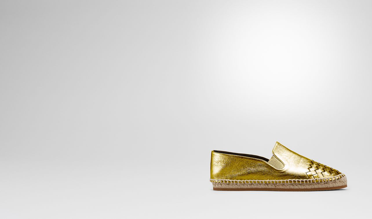 gala espadrille in light gold calf intrecciato landing