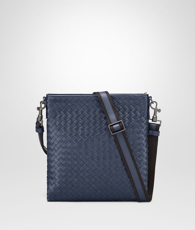 BOTTEGA VENETA SMALL MESSENGER BAG IN LIGHT TOURMALINE INTRECCIATO VN Messenger Bag Man fp