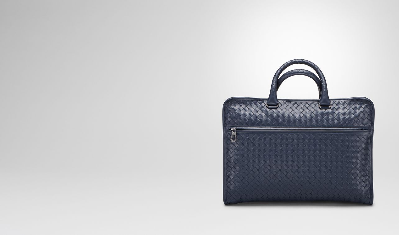 briefcase in prusse intrecciato calf landing