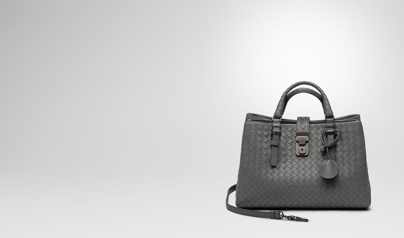 sac roma petit format en intrecciato nappa new light grey landing