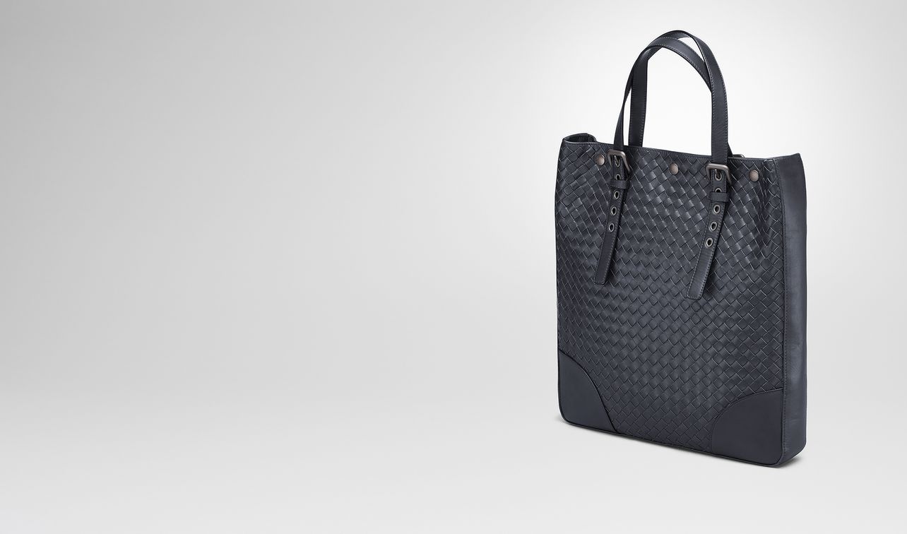 aquatre bag in light tourmaline intrecciato vn
landing