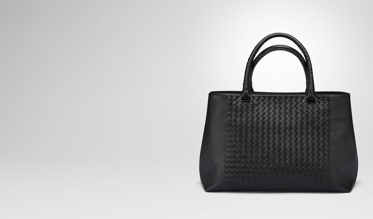 tote bag in nero intrecciato nappa landing