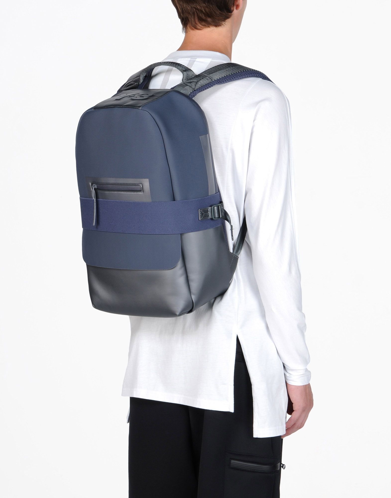 y3 running backpack