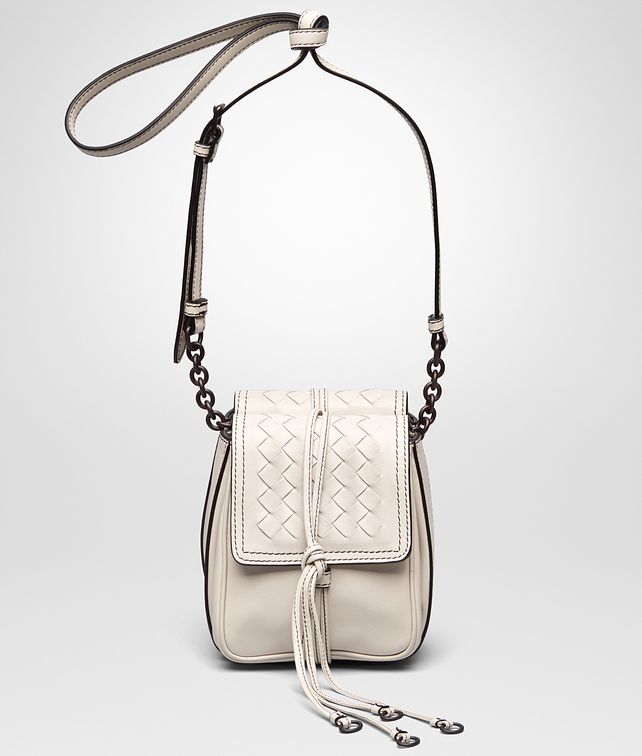 Bottega Veneta Shoulder Bag In Mist Na Leather Bottega Veneta Shoulder Bag In Mist Na Leather Intrecciato Details