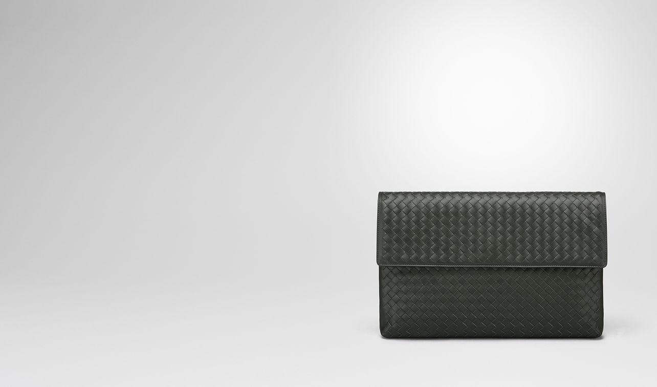 dark moss intrecciato document case landing