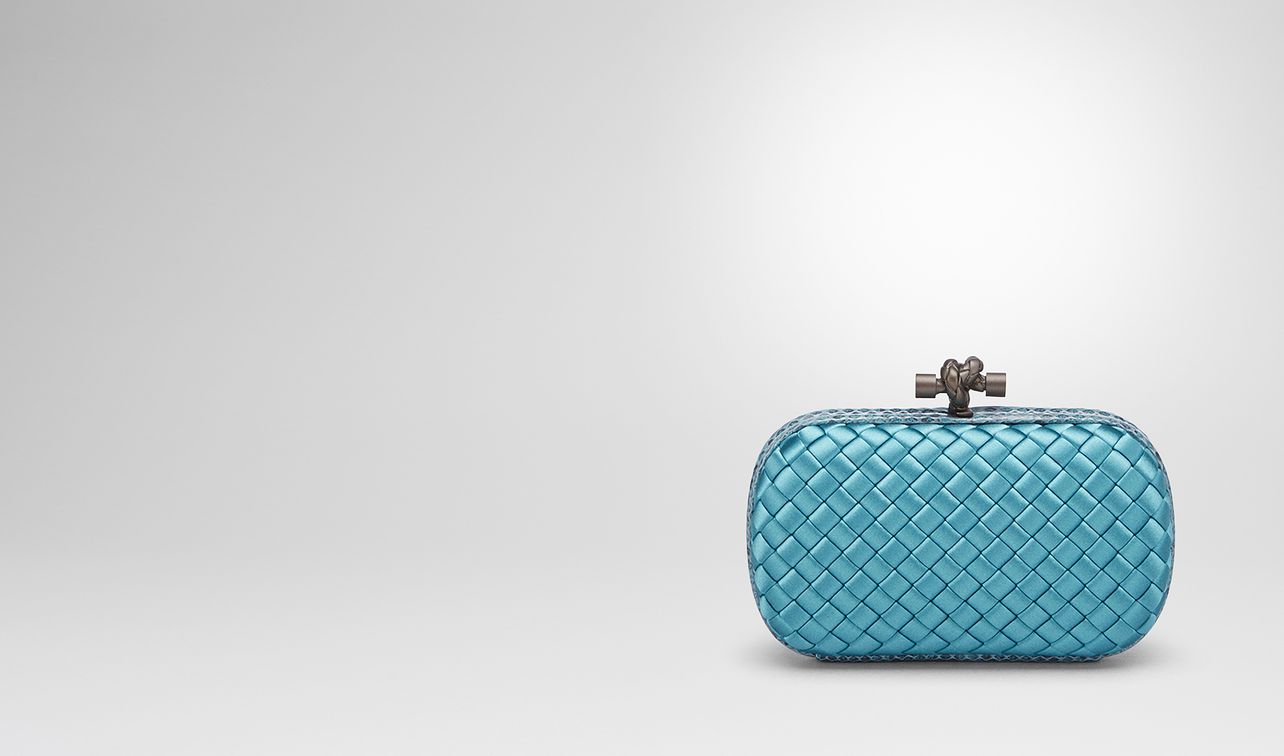 knot tasche aus intrecciato impero in aqua landing