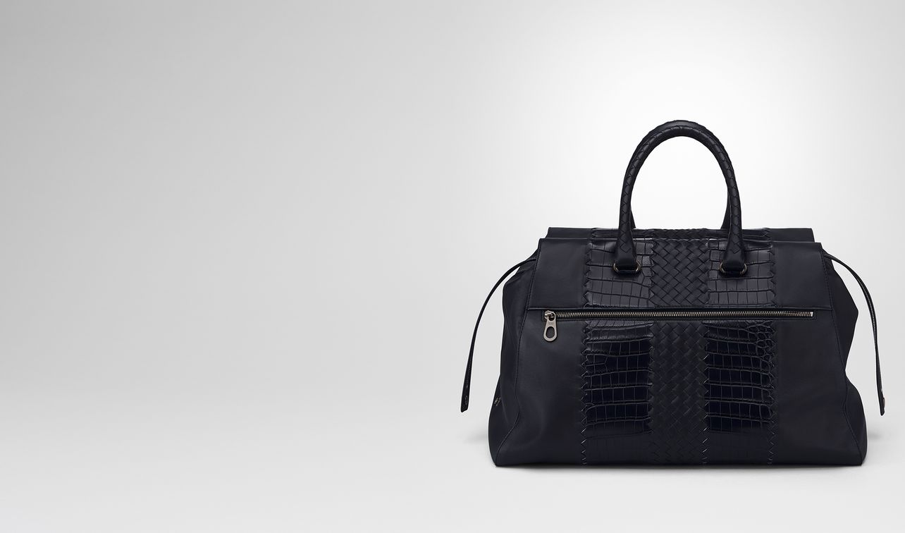 duffel bag aus nappa und krokodilleder in tourmaline landing