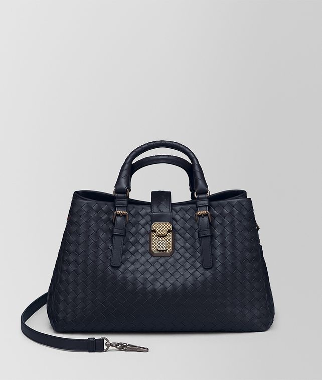 BOTTEGA VENETA SAC ROMA PETIT FORMAT EN VEAU INTRECCIATO PRUSSE Sac à main Femme fp